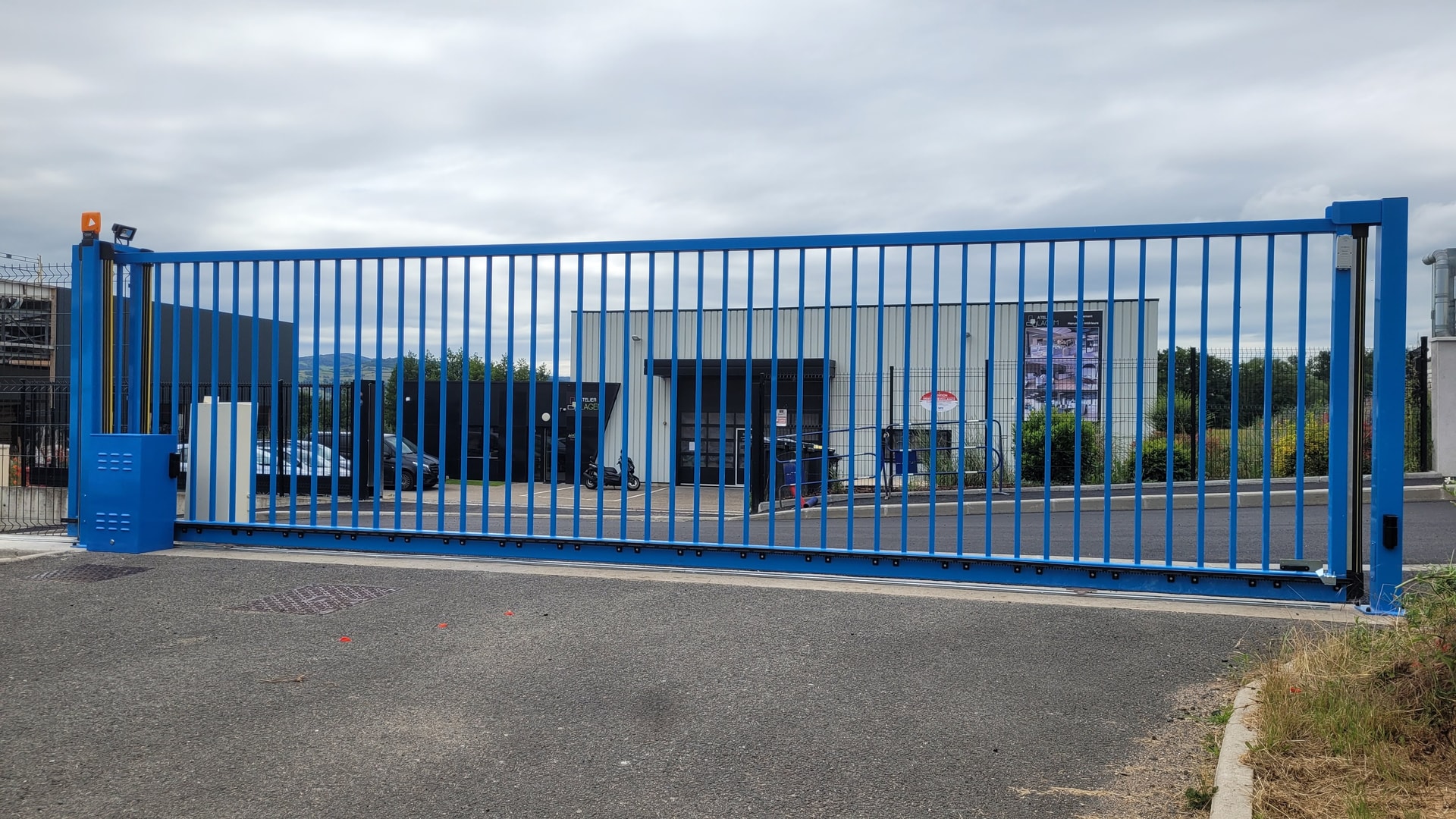 Rideau métallique industriel — THERA ProAccess