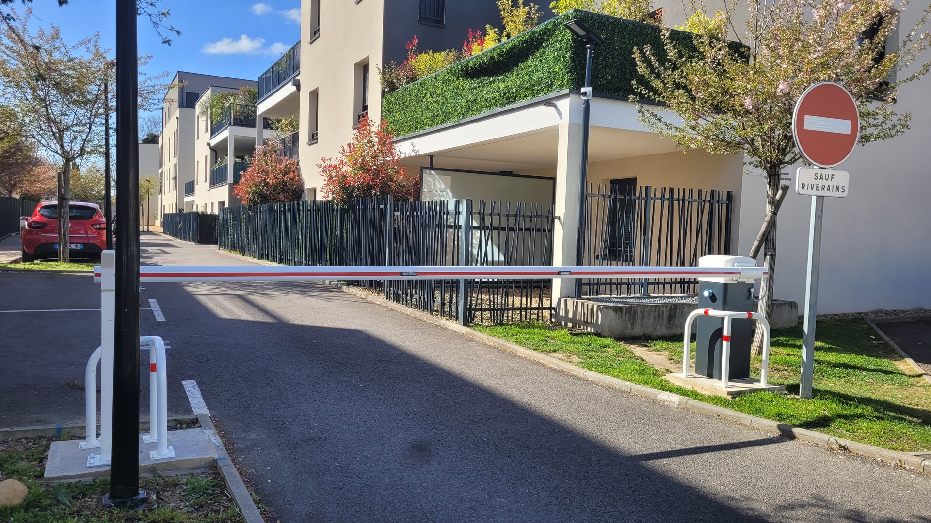 Porte rapide rigide industrielle — THERA ProAccess