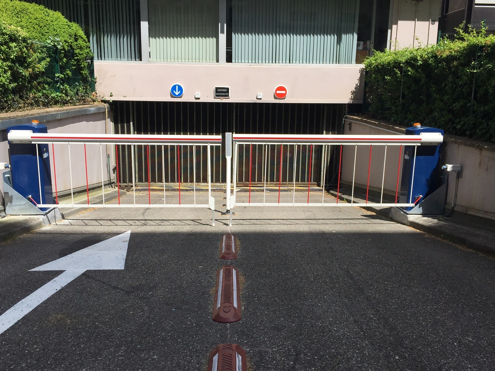 Barrière levante Mâcon — THERA ProAccess